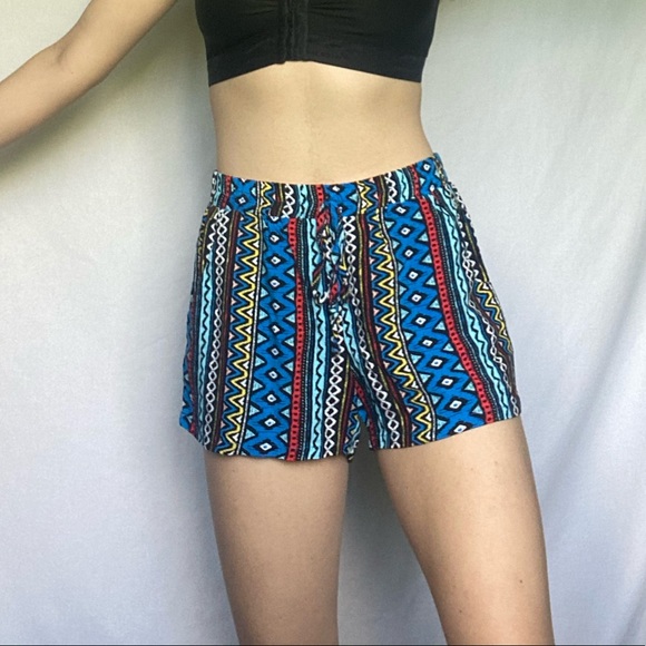 Bebop Medium Patterned Shorts - Picture 3 of 6